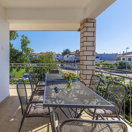 Apartment Nika-7 Umag Bagian luar foto