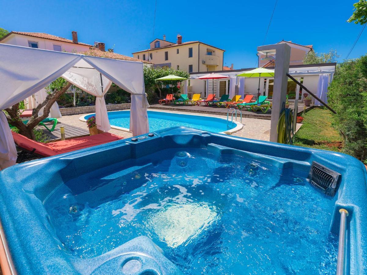 Apartment Nika-7 Umag Bagian luar foto